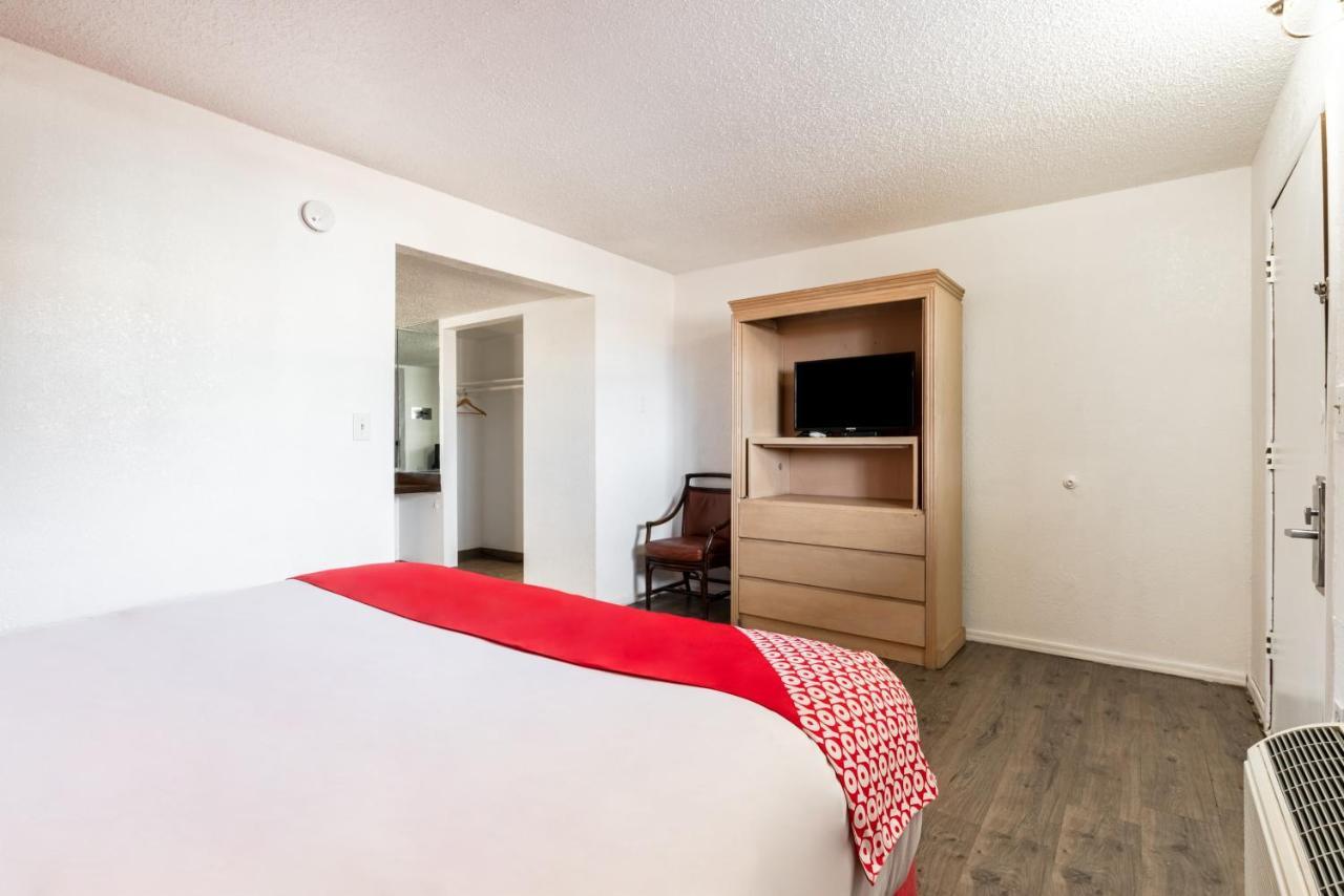Oyo Hotel Globe / Miami Az - Highway 60 Ngoại thất bức ảnh
