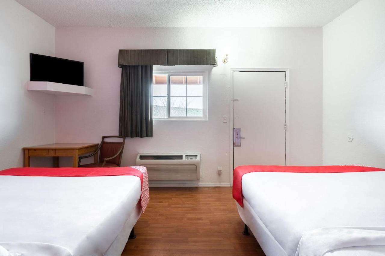Oyo Hotel Globe / Miami Az - Highway 60 Ngoại thất bức ảnh