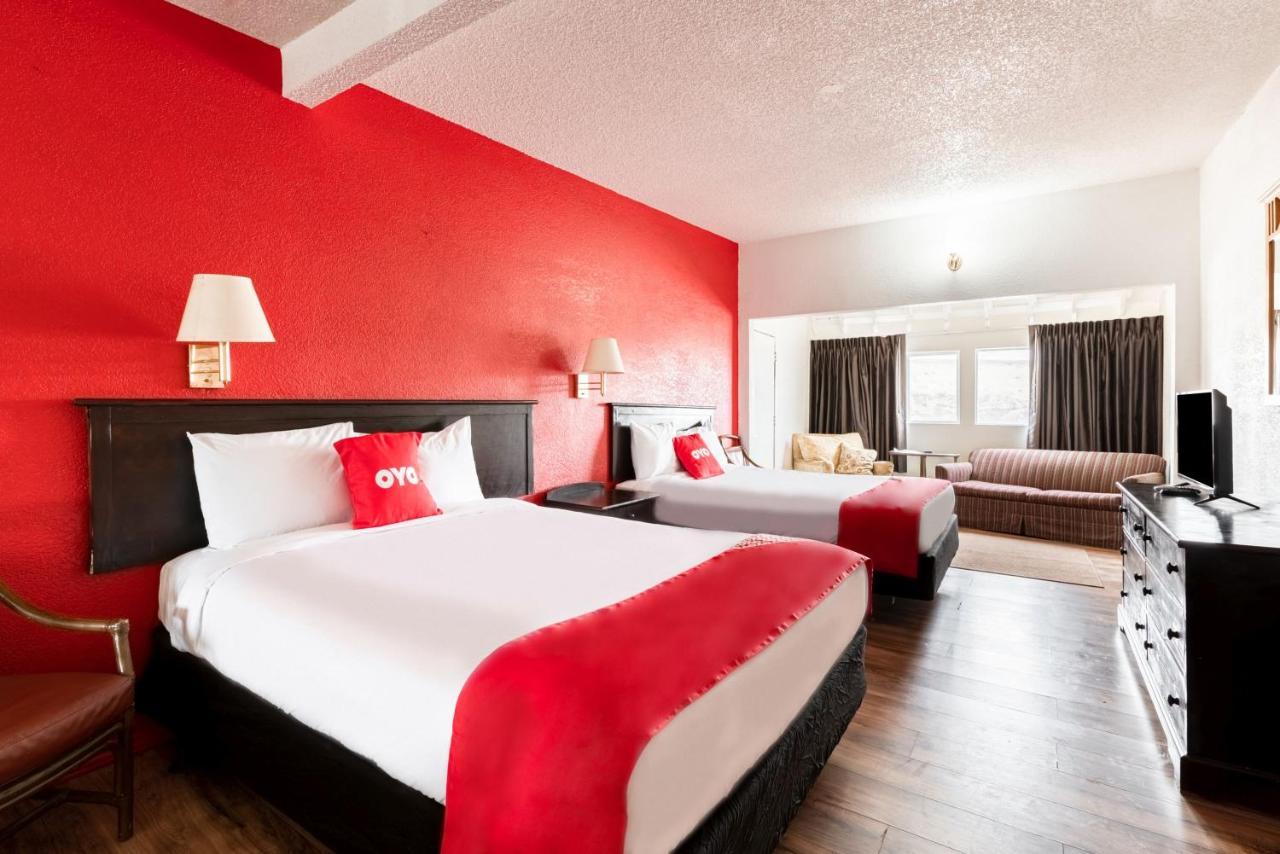 Oyo Hotel Globe / Miami Az - Highway 60 Ngoại thất bức ảnh
